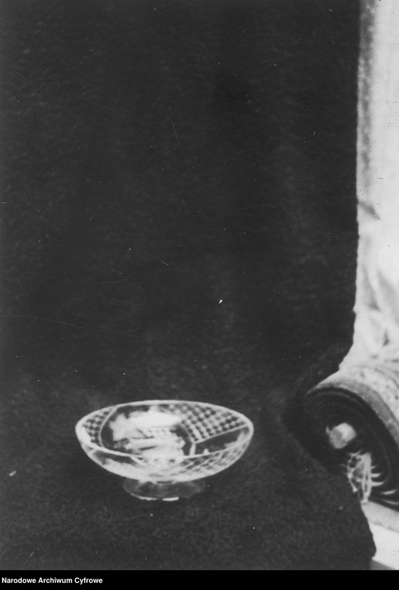 image.from.unit.number "Wystawa nagród centralnych zarządów przemysłowych na konkursy prasowe w Warszawie"