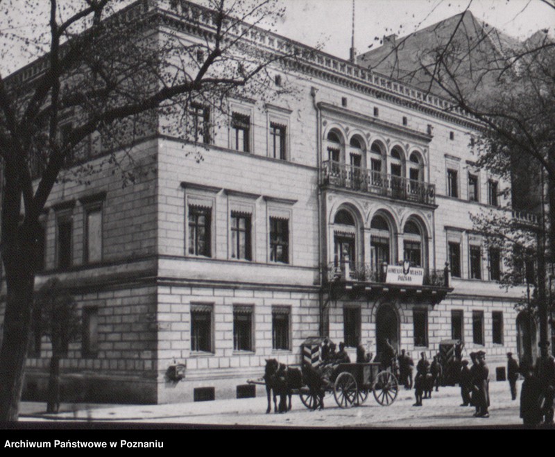 Obraz 3 z jednostki "Siedziba Wojskowej Komendy Miasta Poznania na Placu Wolności."