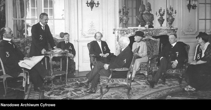 image.from.unit.number "Uroczystość nadania tytułu doktora honoris causa Uniwersytetu Poznańskiego pułkownikowi Edwardowi Mandell House`owi w Paryżu"