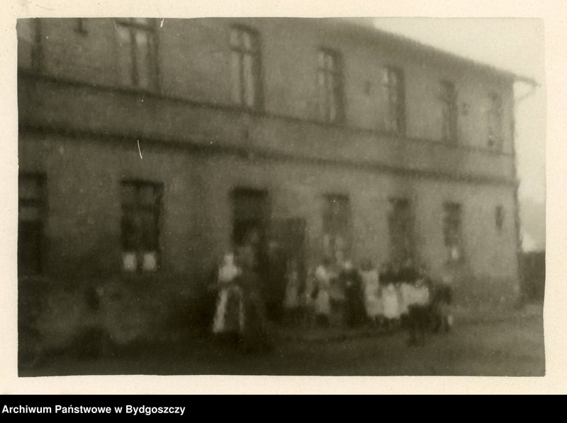 image.from.unit.number "Kuchnia Ludowa Gminnego Komitetu Opieki Społecznej w Gniewkowie - mieście"