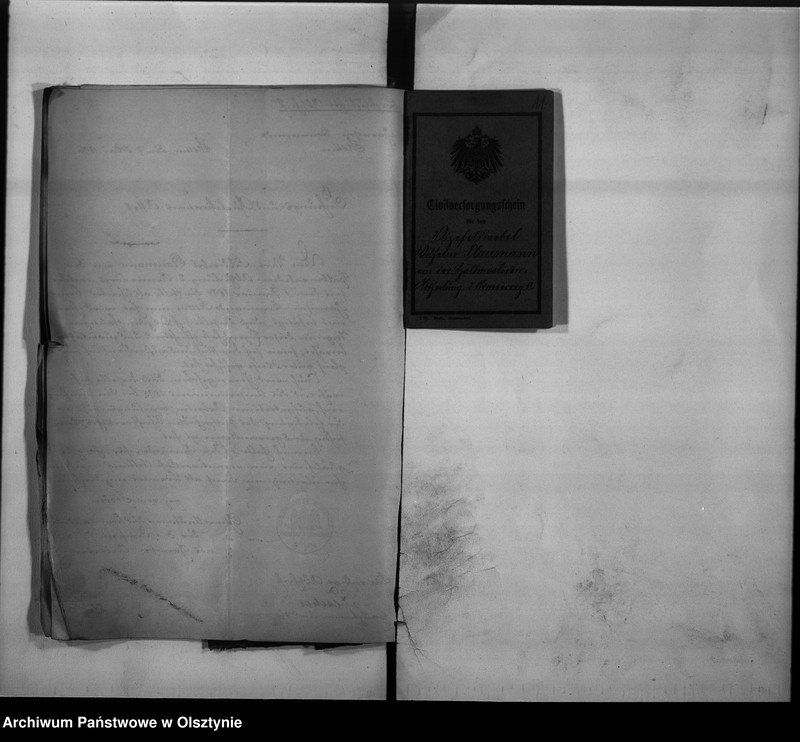 image.from.unit.number "Reg.[ierungs] Büreau-Diätar Plaumann [Friedrich Wilhelm] den 1. 6. 1901 Regier.[ungs] Sekretär"