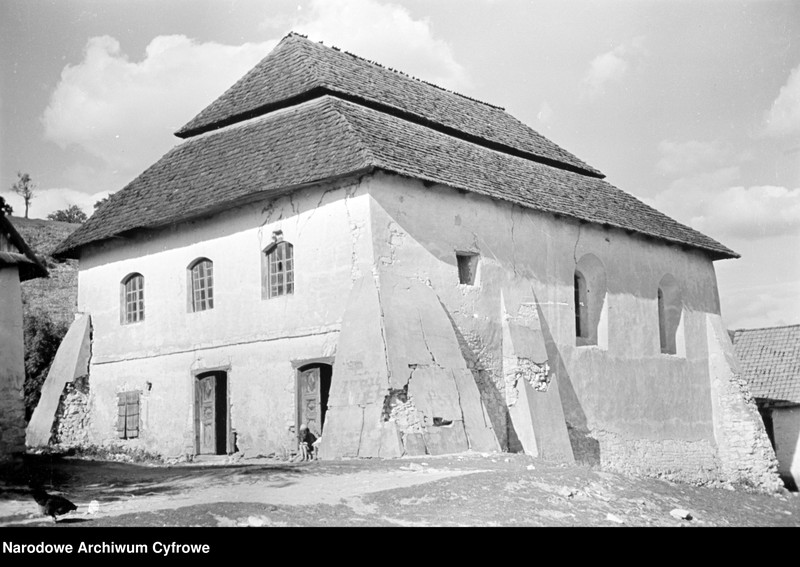 image.from.unit.number "Janowiec"