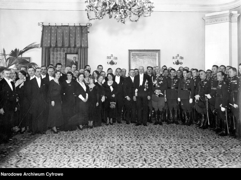 image.from.unit.number "Składanie życzeń noworocznych prezydentowi RP Ignacemu Mościckiemu na Zamku Królewskim w Warszawie"