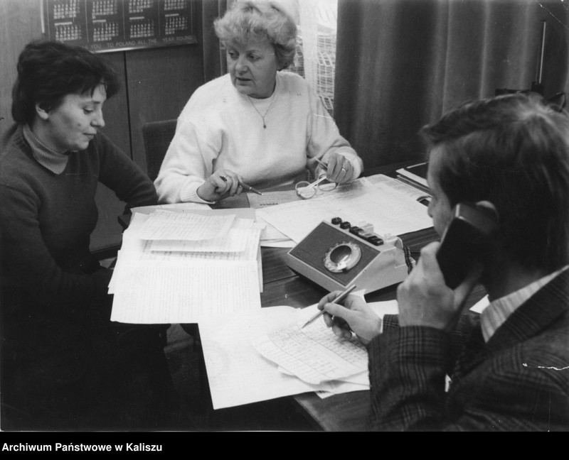 Obraz 16 z kolekcji "Kobiety na archiwalnych zdjęciach111"