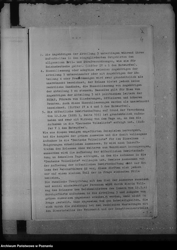 Obraz 8 z jednostki "Rassische Musterung von Angehörigen der Abteilungen III und IV."