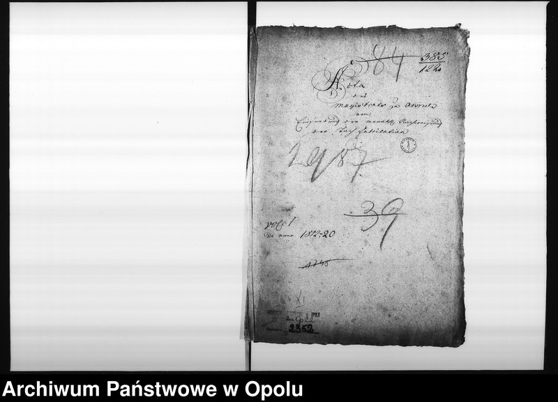Obraz 4 z jednostki "Acta des Magistrats zu Oppeln von Einsendung der monathl[ichen] Nachweisnung der Tuch Fabrication Vol. I de anno 1812"