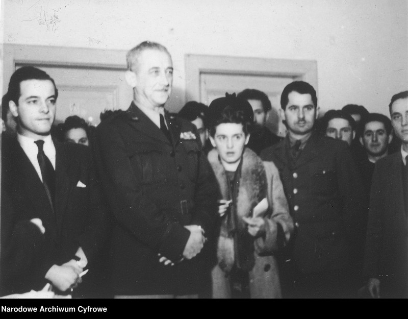 image.from.unit.number "Amerykańska pomoc dla Polski"