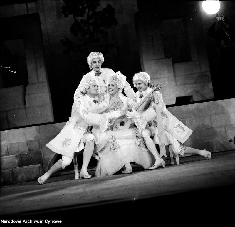 Obraz 12 z jednostki "Warszawa. Teatr Narodowy - przedstawienie "Kram z piosenkami""