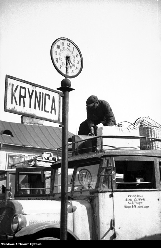 image.from.unit.number "Dworzec autobusowy i kolejowy w Krakowie"