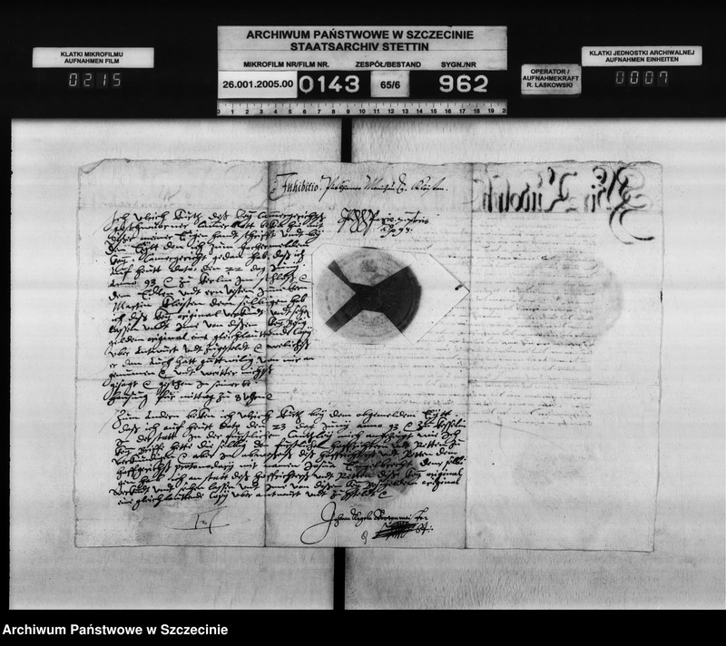 image.from.unit.number "Dorothea geb. V. Puttkamer, Witwe des Nikolaus v. Münchow zu Marsin / Martin v. Kleist zu Dargen: Einweisung in das Leibgeding und Lehngut Möllen."