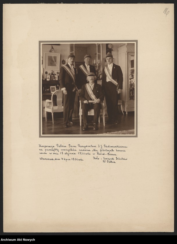 image.from.unit.number "I. J. Paderewski. Fotografie i rysunki o dużym formacie"