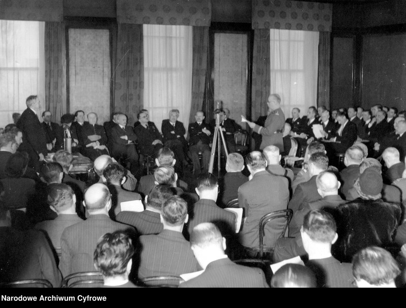 image.from.unit.number "Wspólne posiedzenie rządu RP i Rady Narodowej z udziałem prezydenta RP w Londynie"