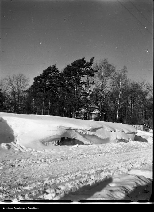 image.from.unit.number "Ulica Engelsa - widok na cerkiew"