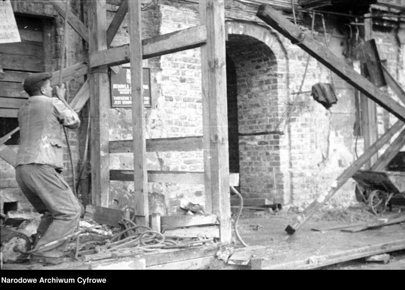 Obraz 15 z jednostki "Odbudowa Warszawy. Migawki z Warszawy"