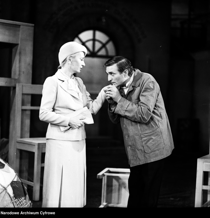 image.from.unit.number "Warszawa. Teatr Nowy - sztuka "Senat szaleńców""