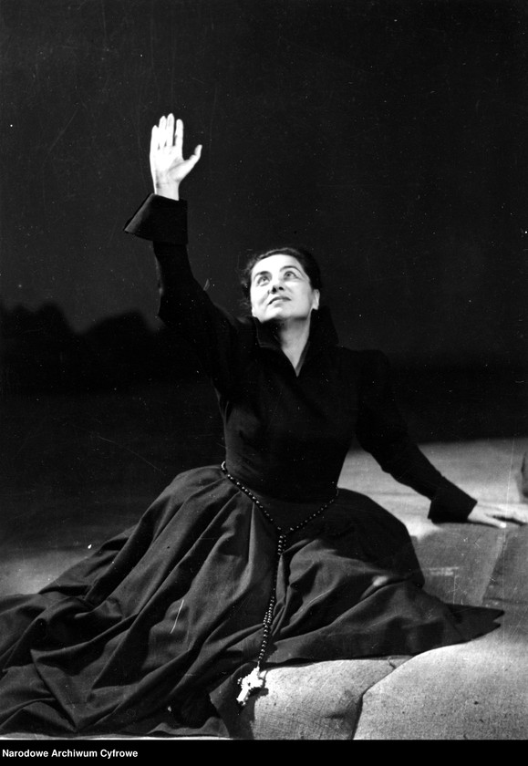 image.from.unit.number "Warszawa. Teatr Narodowy - sztuka "Maria Stuart""