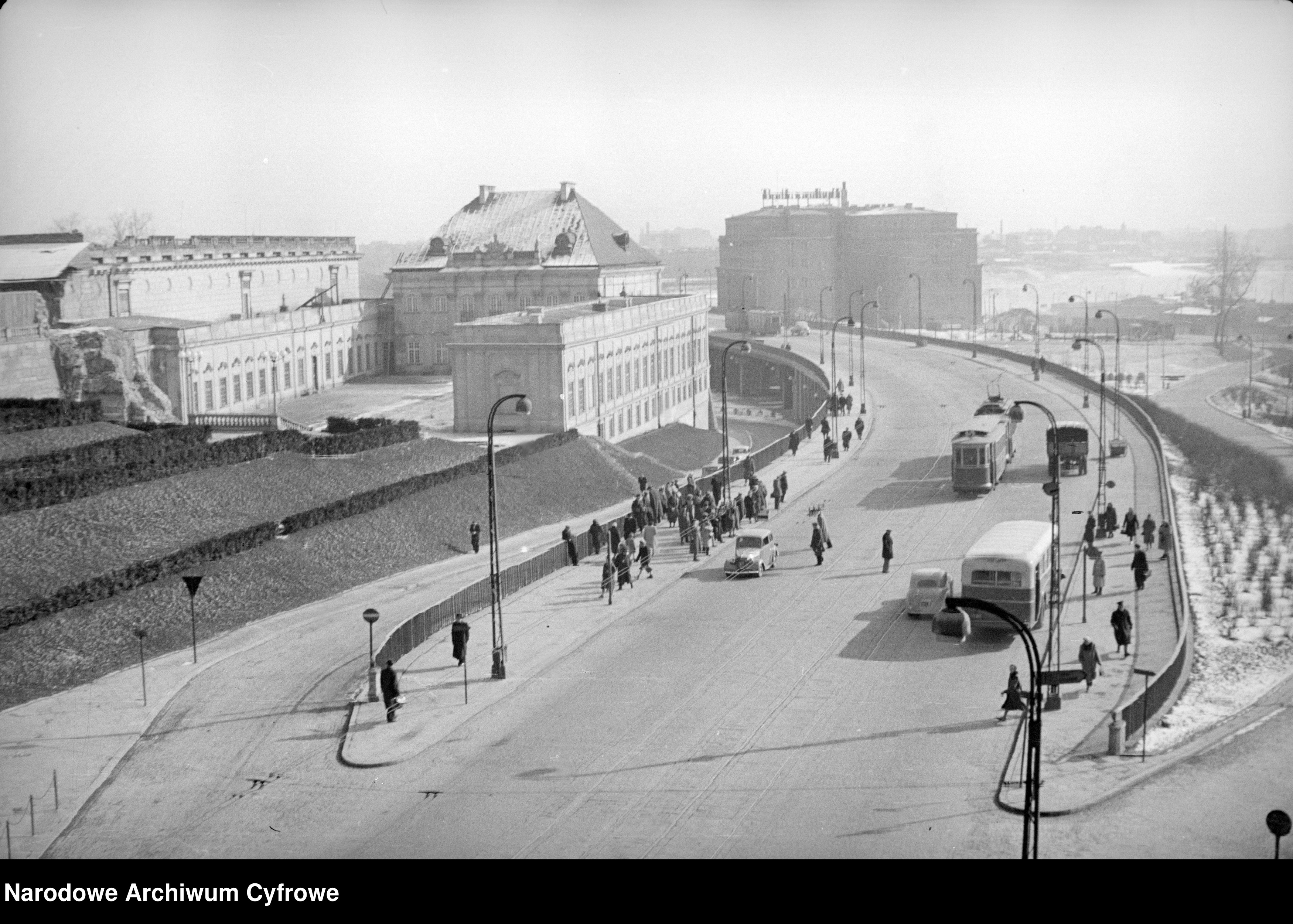 Skan z jednostki: Trasa W-Z w Warszawie po ukończeniu budowy