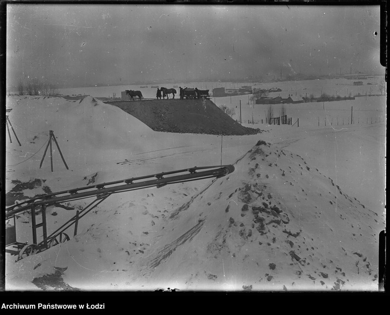 Obraz 1 z jednostki "Stoki - budowa zbiorników, komora wlotowa, wykop pod zbiornik 3,4"