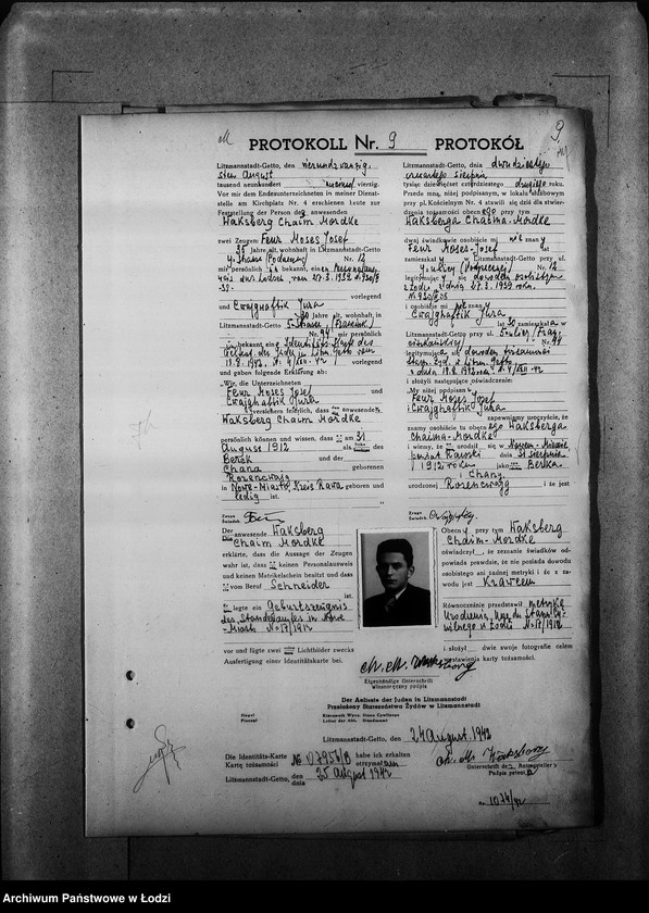 Obraz 12 z jednostki "[Protokoły stwierdzające na podstawie zeznań 2 świadków personalia i tożsamość osób ubiegających się o kartę tożsamości]"