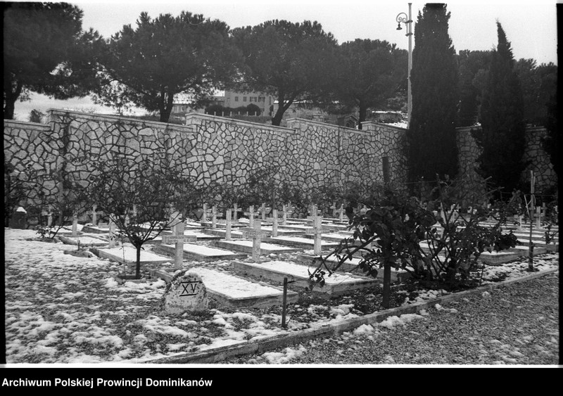 image.from.unit.number "Włochy. Polski Cmentarz Wojenny w Loreto"