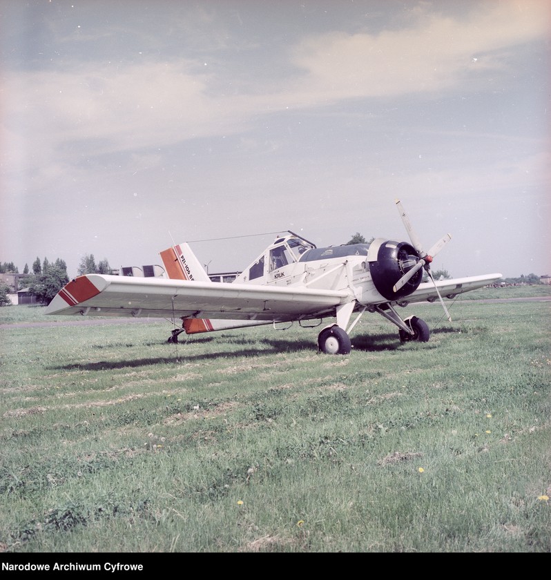 image.from.unit.number "Pierwszy egzemplarz samolotu PZL-106 BS Kruk (SP-PKW)"