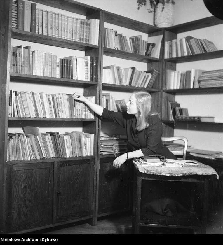 image.from.unit.number "Aleksandra Śląska z synem Szczęsnym"