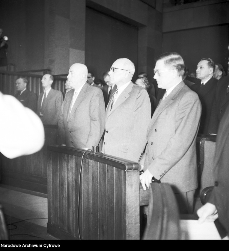 image.from.unit.number "Pierwsza sesja Sejmu II kadencji "