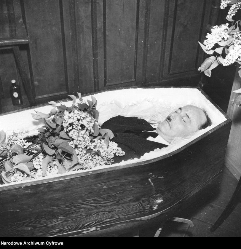 image.from.unit.number "Pogrzeb Mieczysława Mastka - posła Rady Narodowej"