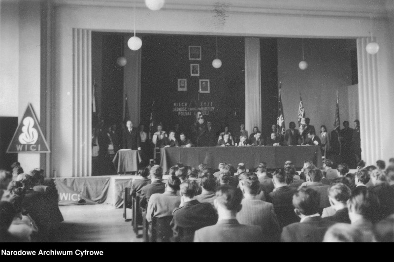 image.from.unit.number "Zjazd w 20. rocznicę istnienia Związku Młodzieży Wiejskiej RP Wici"