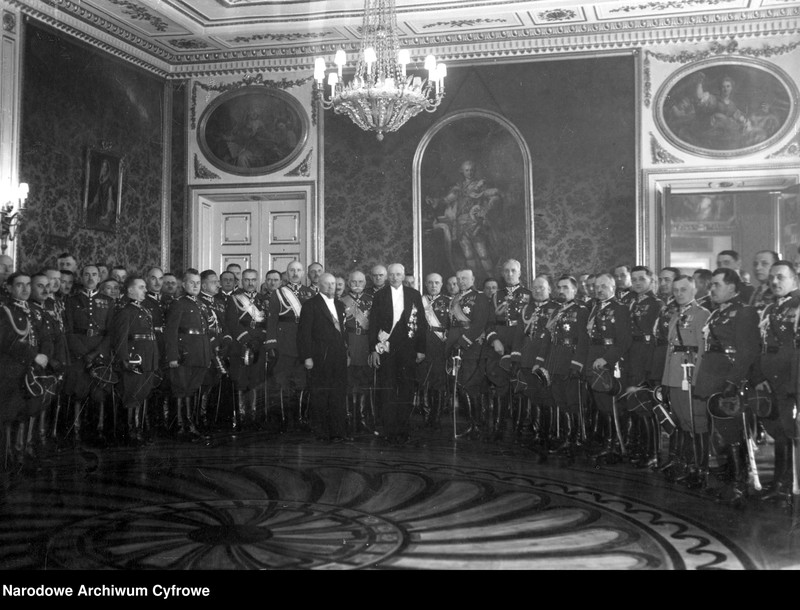 image.from.unit.number "Składanie życzeń noworocznych prezydentowi RP Ignacemu Mościckiemu na Zamku Królewskim w Warszawie"