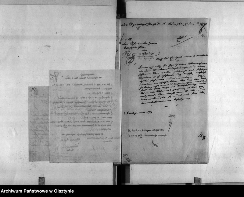 image.from.unit.number "Regierungs-Referendar Glier [Walter]"