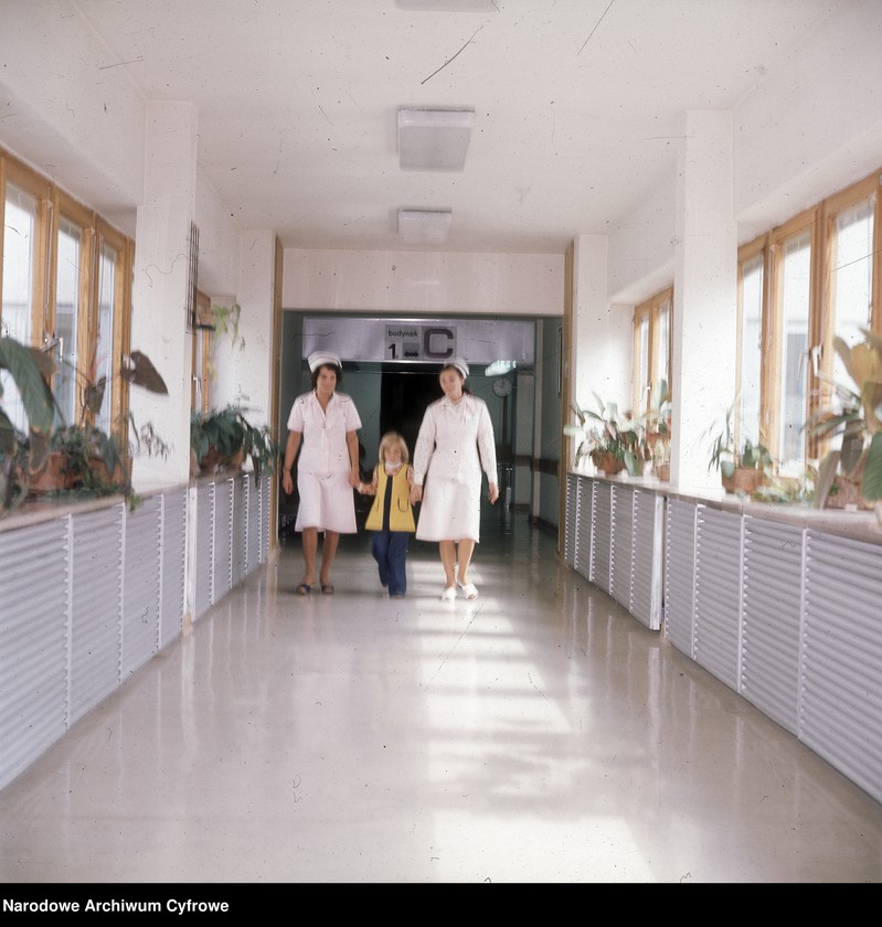 Obraz 10 z jednostki "Pomnik – Szpital Centrum Zdrowia Dziecka w Warszawie"