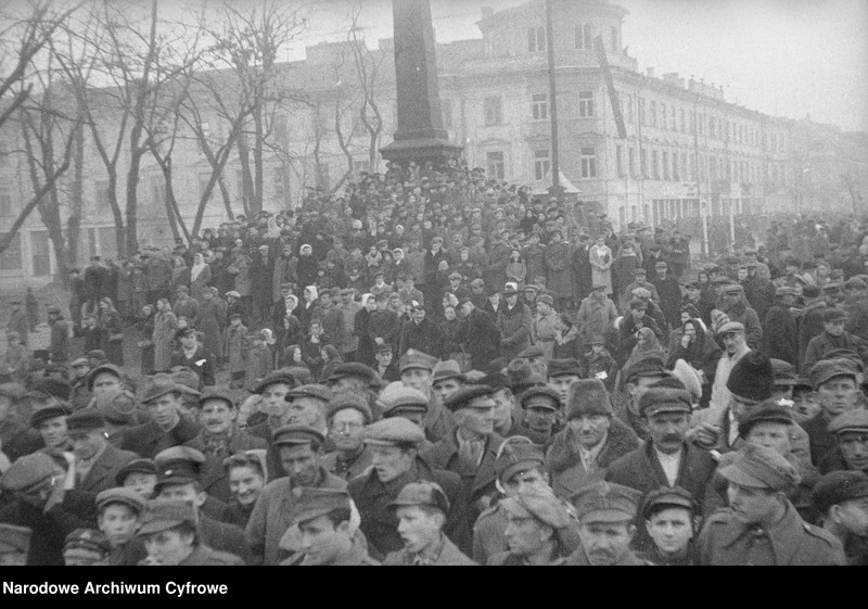 image.from.unit.number "Manifestacja z udziałem żołnierzy w Lublinie"