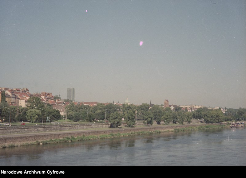 image.from.unit.number "Stare Miasto w Warszawie - widok od strony Wisły"