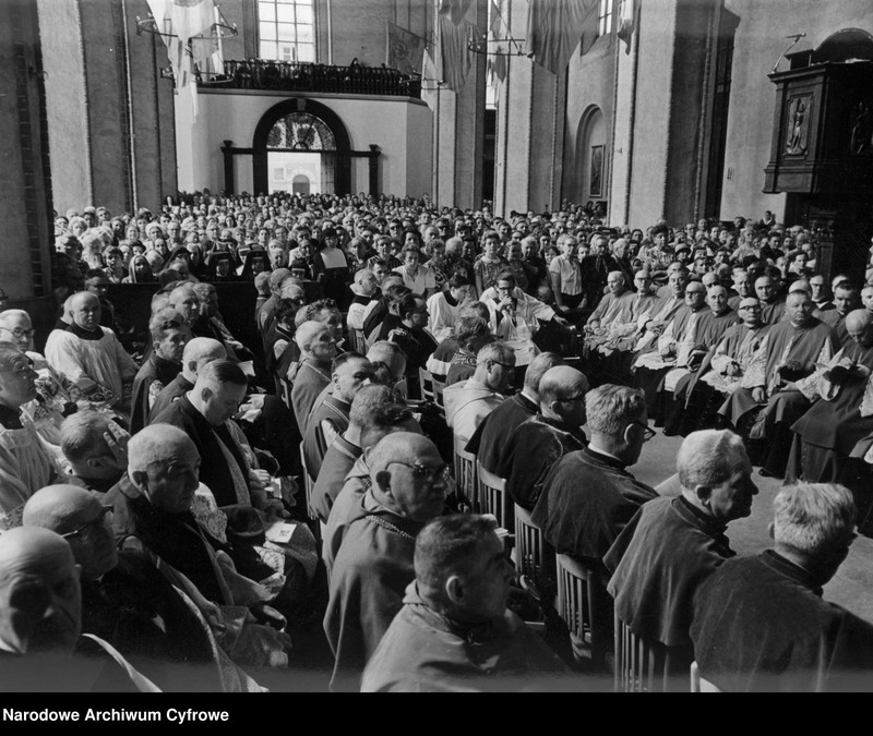 image.from.unit.number "Obchody Tysiąclecia Chrztu Polski w Warszawie"