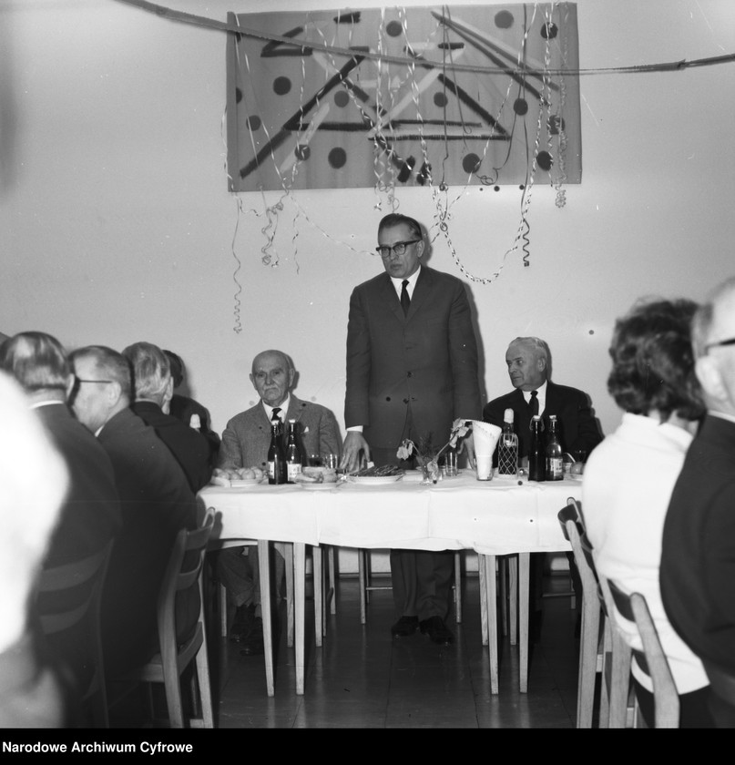 image.from.unit.number "Spotkanie sylwestrowe Warszawskiego Komitetu Zjednoczonego Stronnictwa Ludowego w Warszawie"