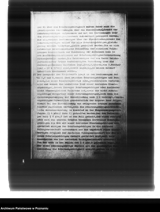 Obraz 16 z jednostki "13. Verordnung zum Reichsbürgergesetz. Verordnung über die Schutzangehörigkeit des Deutschen Reichs. Verordnung über die Staatsangehörigkeit auf Wiederruf"