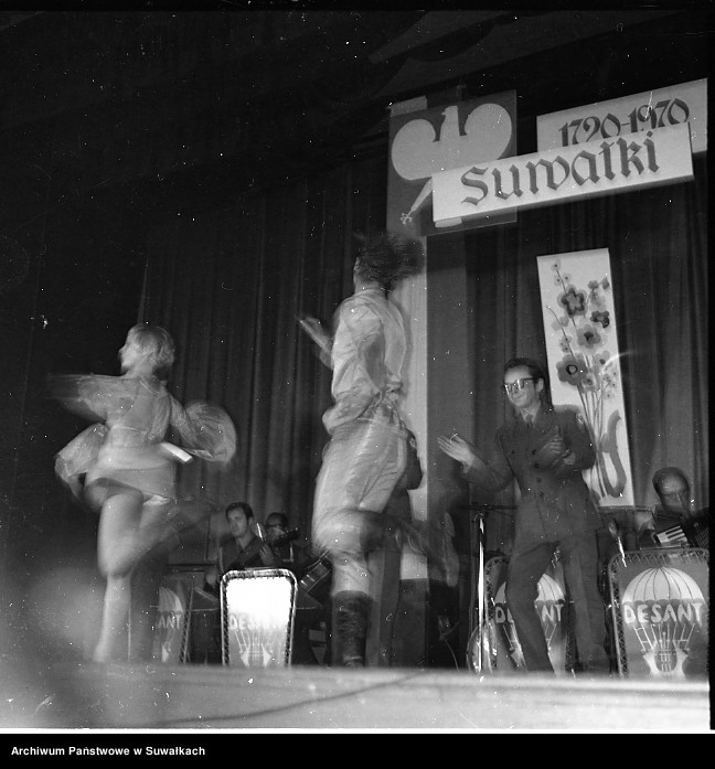 image.from.unit.number "Obchody 250-lecia nadania praw miejskich Suwałkom."