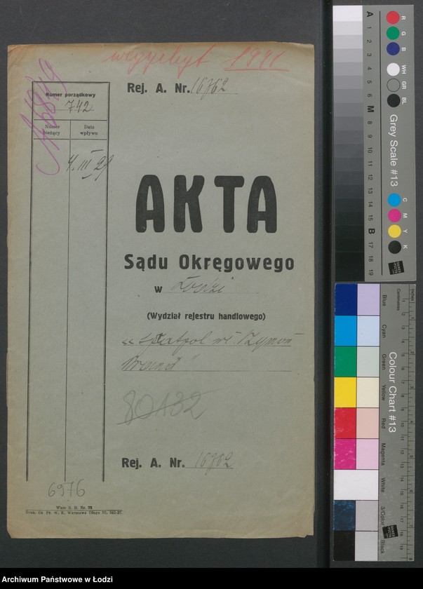 Obraz 2 z jednostki "Szymon Brand- wyrób i sprzedaż ubrań damskich i męskich"