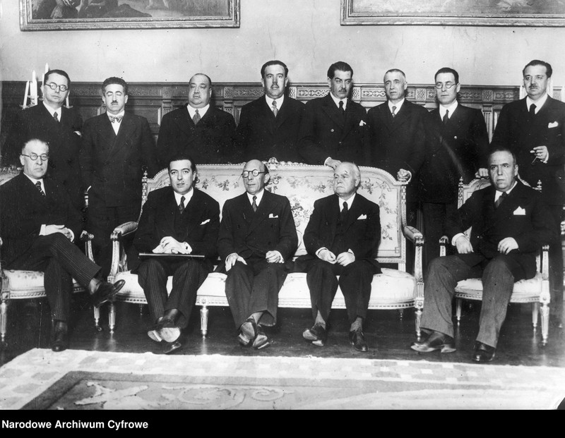 image.from.unit.number "Rząd Ricardo Samper Ibaneza"