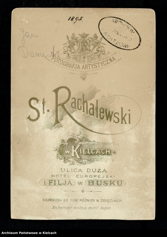 image.from.unit.number "Jan Daszewski /w wieku czterech lat w mundurze leśniczego/"