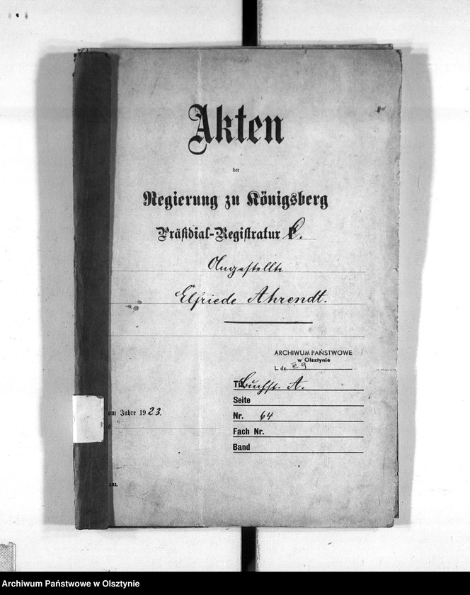 image.from.unit.number "Angestellte Elfriede Ahrendt"