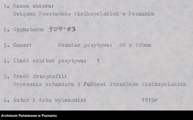 Obraz 8 z jednostki "Wręczenie sztandaru 9 Pułkowi Strzelców Wielkopolskich."