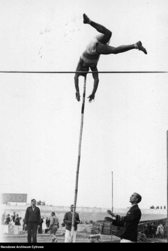 image.from.unit.number "Lekkoatletyczne mistrzostwa Polski na Stadionie Wojska Polskiego im. Marszałka Józefa Piłsudskiego w Warszawie"