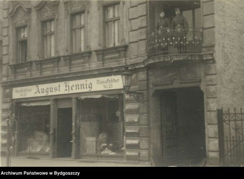 image.from.unit.number "Mogilno - budynek mieszkalny ze sklepem Augusta Henniga"