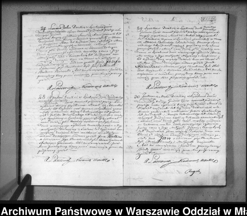 image.from.unit.number "Akta urodzin, małżeństw i zgonów"