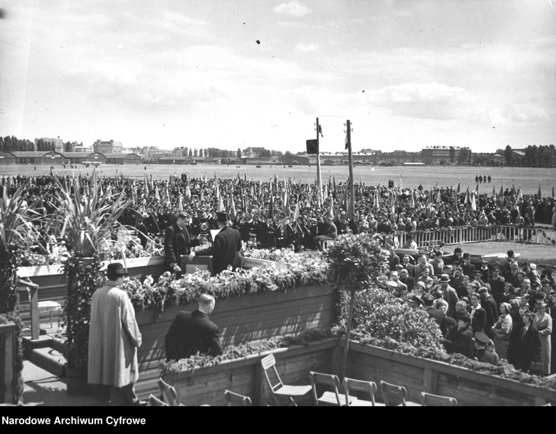 image.from.unit.number "Uroczystości 10-lecia rządów prezydenta RP Ignacego Mościckiego w Warszawie "