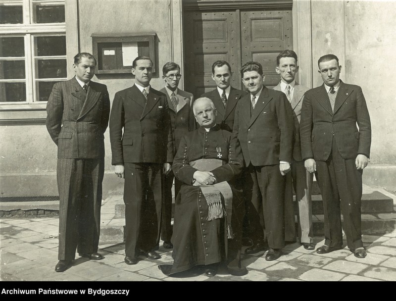 image.from.unit.number "Katolickie Stowarzyszenie Młodzieży Męskiej obwód bydgoski (album)"