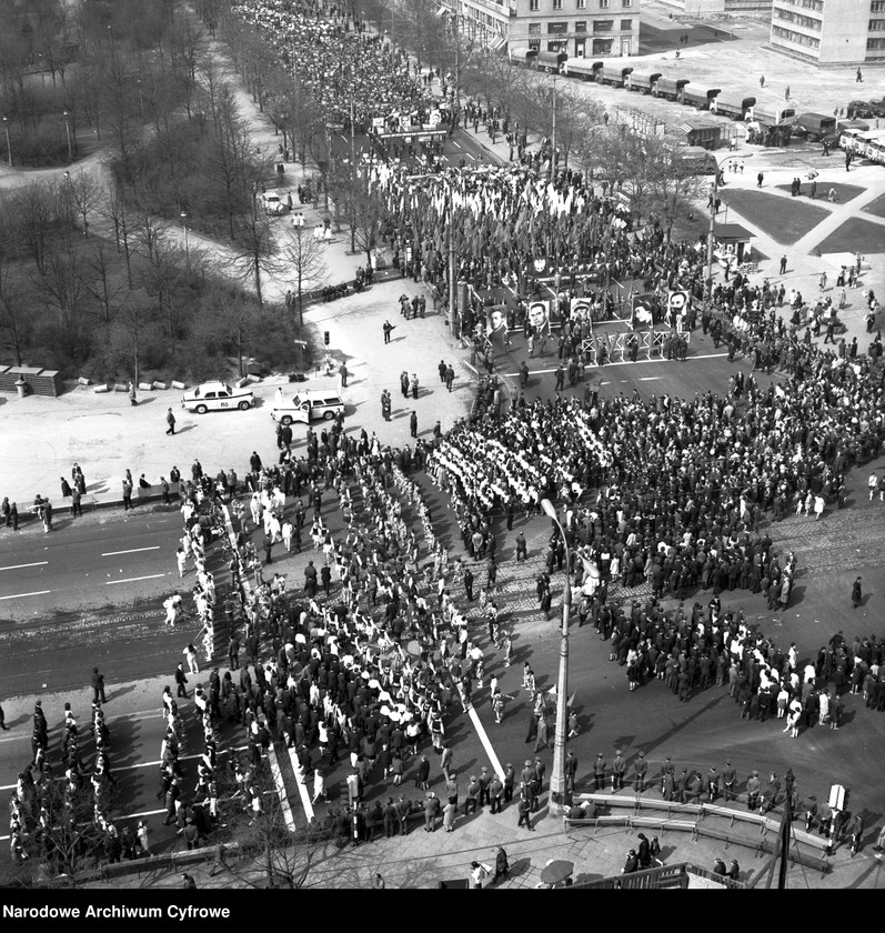 Obraz 7 z jednostki "Obchody 1 Maja w Warszawie"