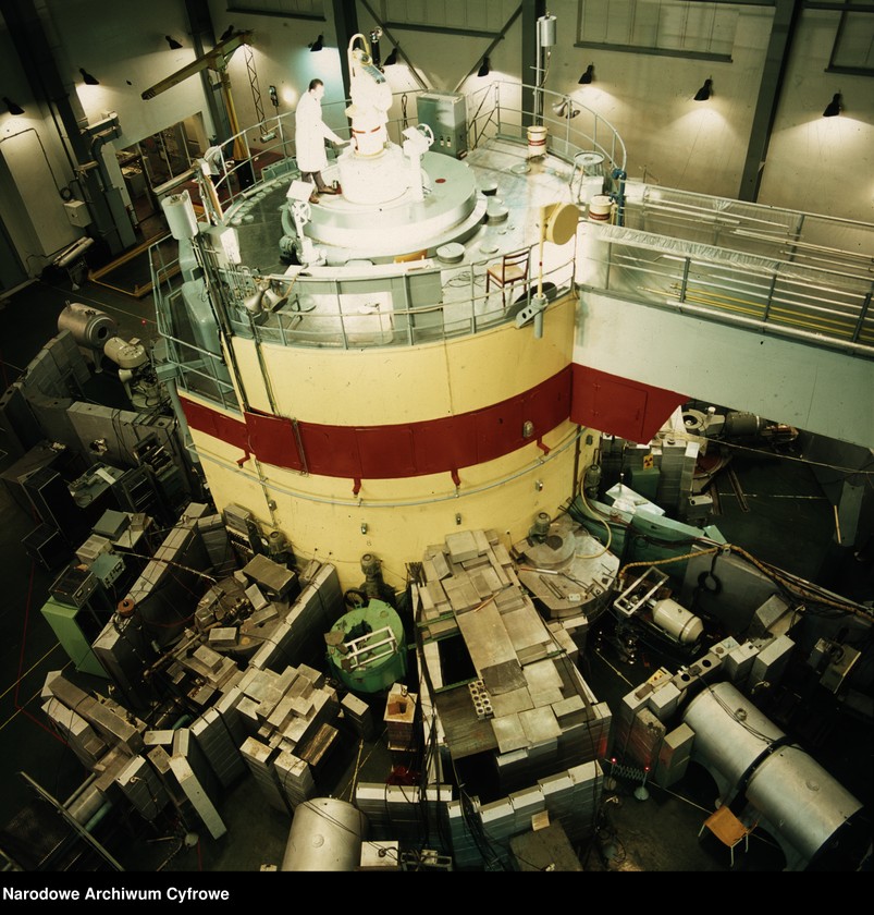 image.from.unit.number "Reaktor atomowy "EWA" w Instytucie Badań Jądrowych w Świerku"